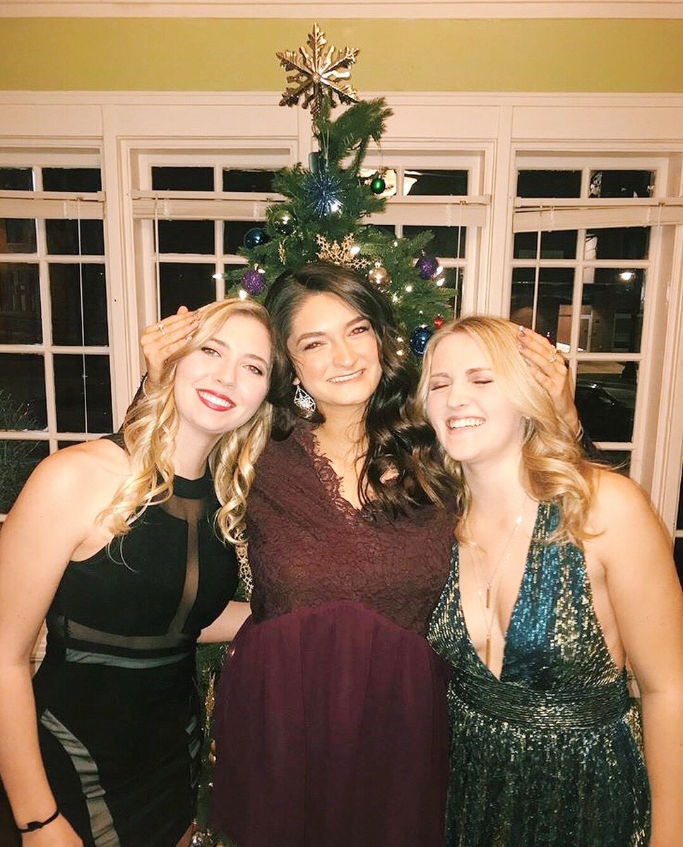 Alpha Xi Delta-UIUC tweet media