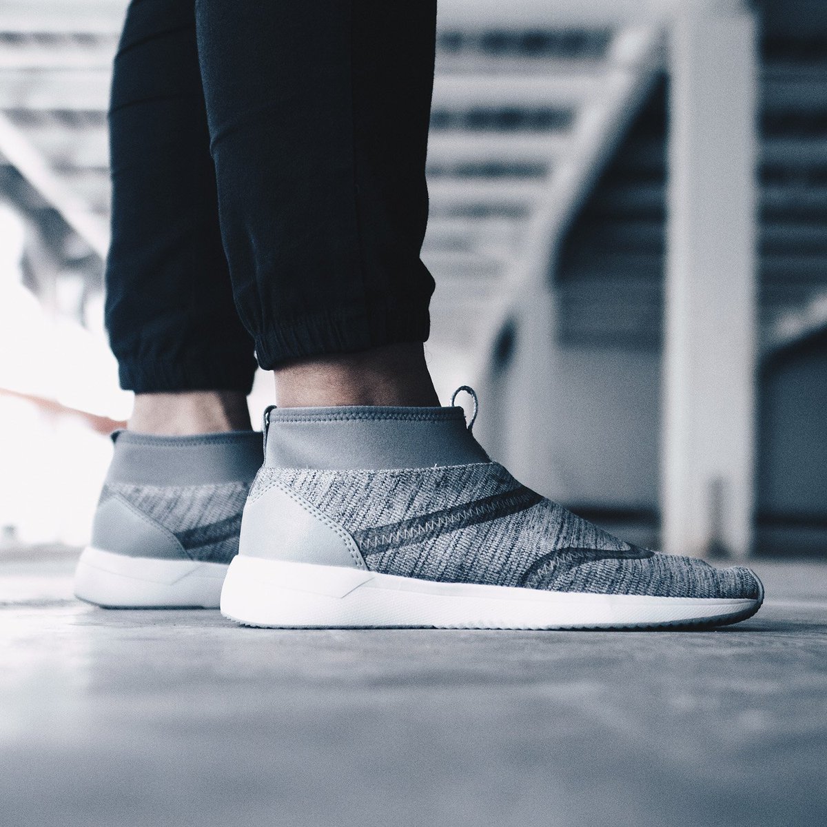 fisiksport's tweet photo. Piero Cushy-Lite Limestone/White kini sudah tersedia di seluruh toko FISIK sport dan Daan Mogot.

Size 39-44
Rp. 499,000

#FISIKsport #Piero #PieroIndonesia https://t.co/DTWQ18ml2j