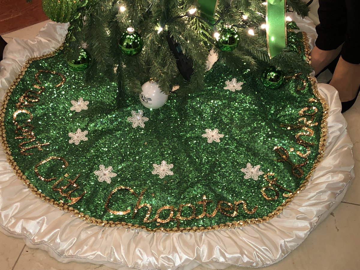 CCchapter_links's tweet photo. Our Chapter holiday celebration!  Always a delightful party! #CCCLinks #LinksInc https://t.co/XkJFWccTJL