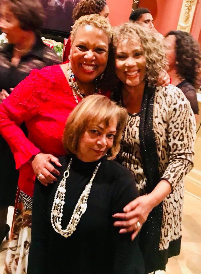 CCchapter_links's tweet photo. Our Chapter holiday celebration!  Always a delightful party! #CCCLinks #LinksInc https://t.co/6CYQ37k9AS