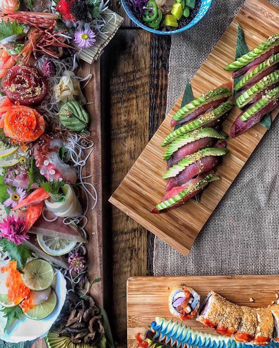 Soosh Sunday. {assortment from <a href="/Yuzuchicago/">YuzuChicago</a>} || 📷: chieats || #fabfoodchicago