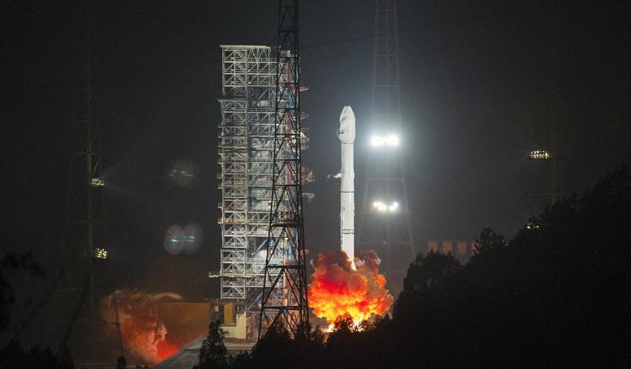 forthelaunch's tweet photo. Earlier today China launched the Alcomsat-1 communications satellite for Algeria by Long March-3B rocket. #longmarch #alcomsat1 https://t.co/qQu1jXWqJG