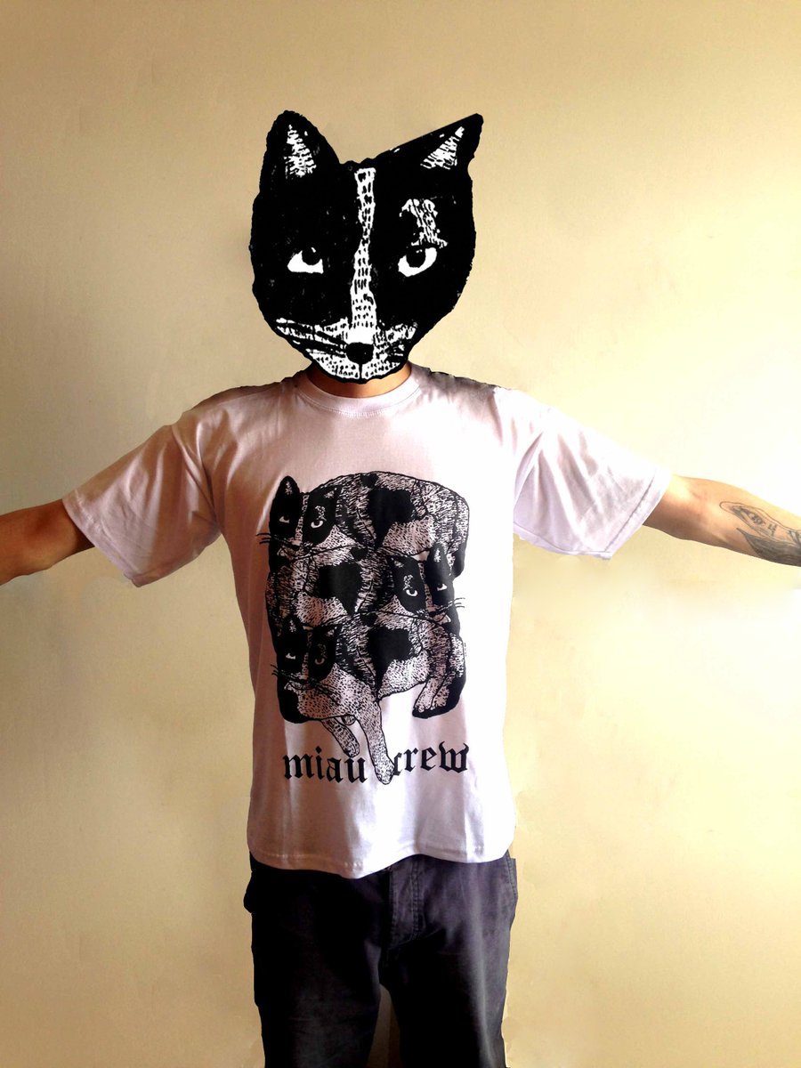 mool_essen's tweet photo. MIAU CREW TEE

Illustrations of stray cats i found and rescued since 2009

Available on S/M/L

#tee #cat #merch #crew #limitededition  #straycats #feline #whitetee #apparel #available https://t.co/nBmt3LR1b3