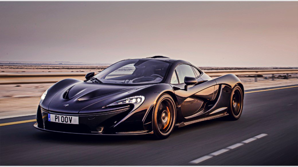 Testdriver_'s tweet photo. Meglio le linee sinuose e scolpite dal vento della #McLarenP1 o le linee tecnologiche della #McLarenSenna? #ItalianTestDriver #McLaren https://t.co/p10ueDpmOz
