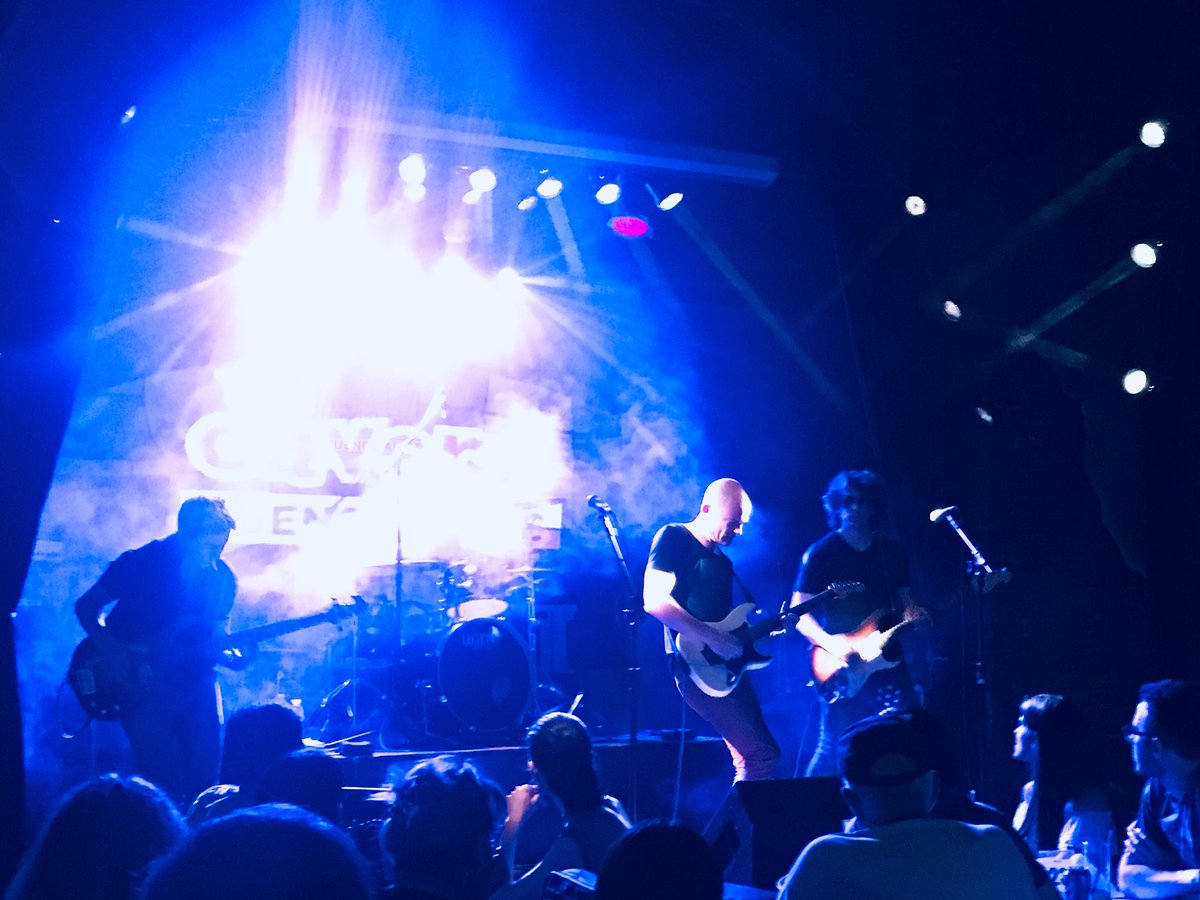 TheCavernBA's tweet photo. Bandas ganadoras de la 17ma Semana Beatle, elegidas por Bill Heckle: “Cereal” y “Souto &amp; The Revolvers”. 
Se van a la Beatle Week de Liverpool 2018 !!! https://t.co/8bkCLQmdqs