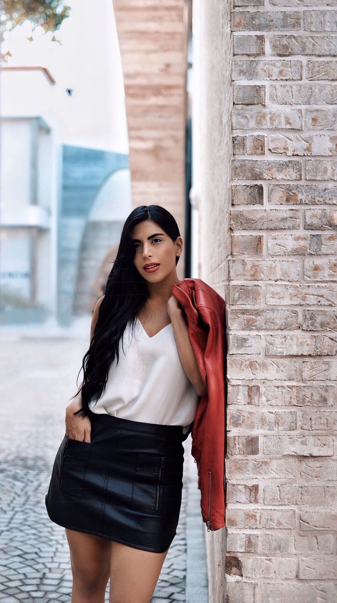 TwoTrends's tweet photo. Last day of Basel wearing some staple pieces from @Macys #Macysevents #MacysPartner #Macys #sponsored https://t.co/wuywjb8FmO