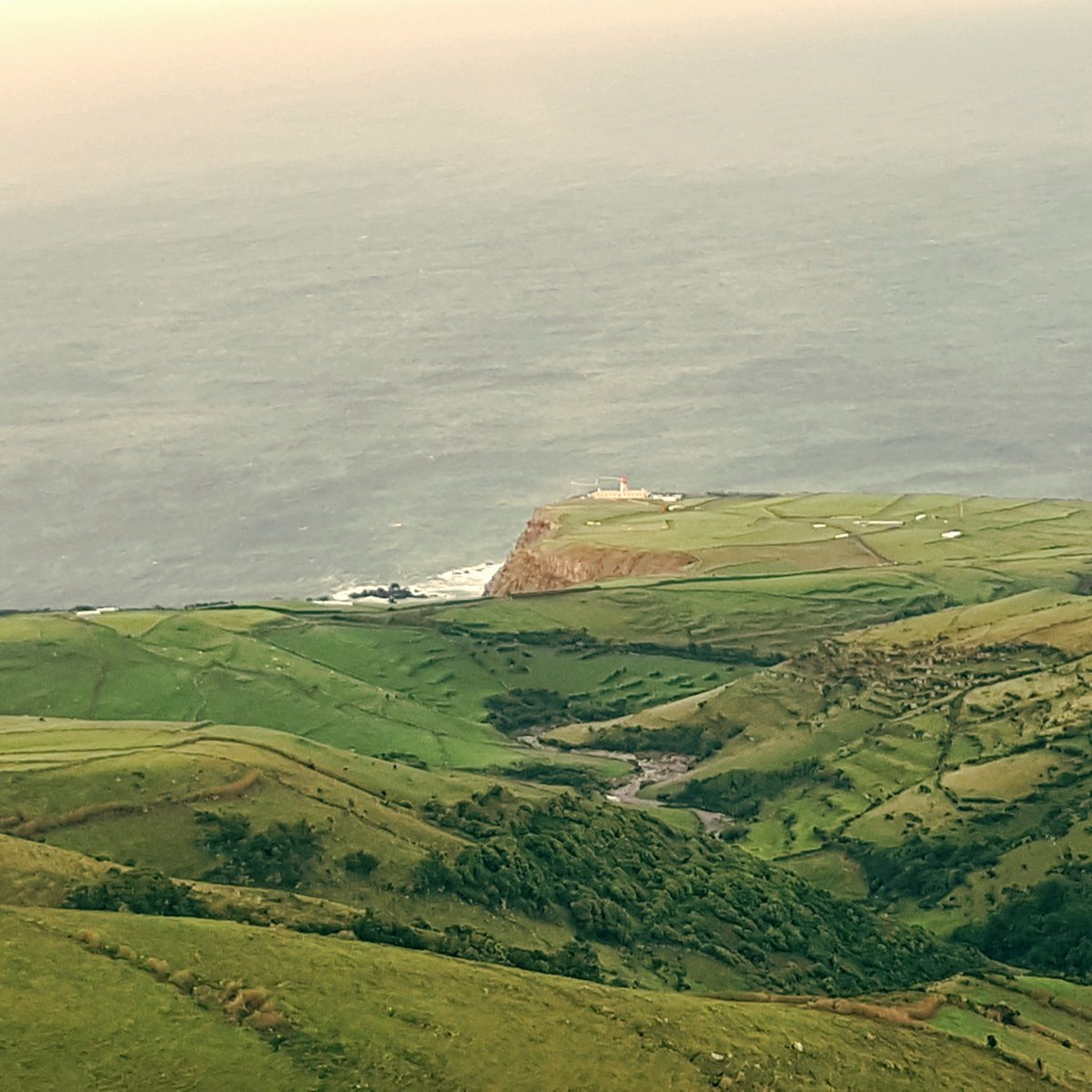 experience_oc's tweet photo. Albernaz Lighthouse
https://t.co/EoOtl9yxxn
#ilhadasflores #floresisland #flores #travel #guide #hiking #tour #jeeptour #tourdejipe #Fajãgrande #Santacruz #açores #azores #experienceoc #followyourway https://t.co/aROzFRVXaU