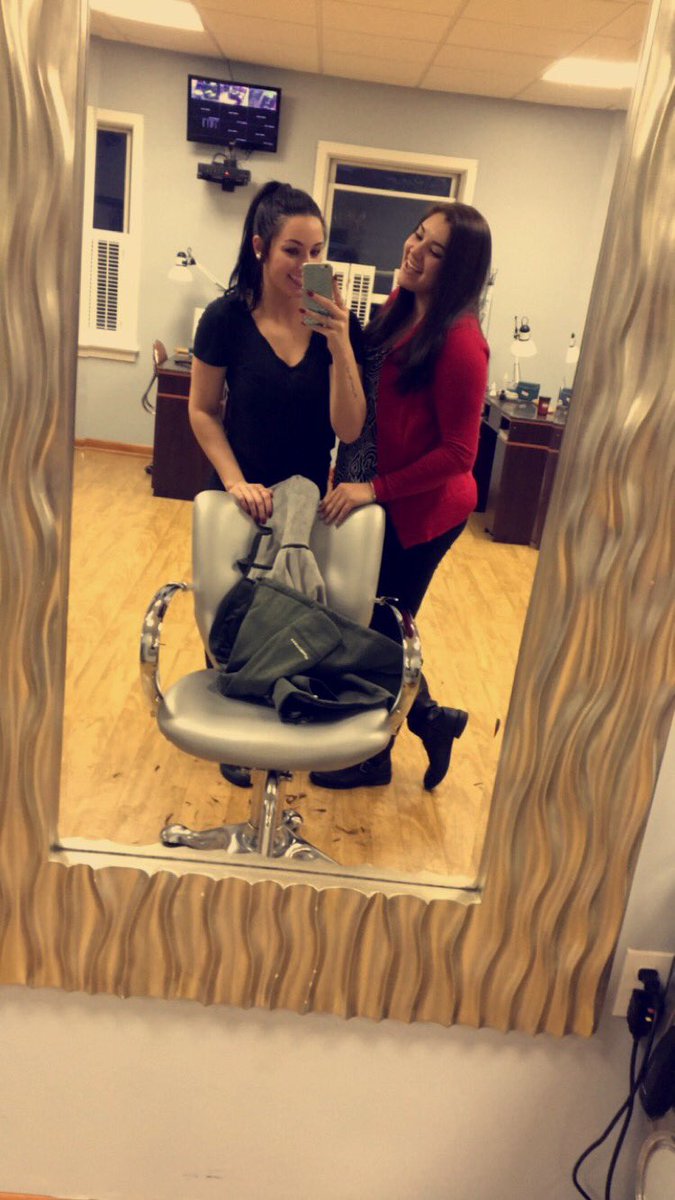 roxyshirk14's tweet photo. Happy 21st to one of my oldest/dearest friends! Don’t know what I’d do w/o her smile and constant support in my life. I hope this year is the best one yet, Kay. Love you lots💓🎉🍾 https://t.co/hL2cqhv8rZ