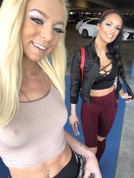 Disneyland with my babe @TiffanyWatsonX https://t.co/VCRBwPelgQ<a class="tags" href="/tag/tiffanywatsonx">@tiffanywatsonx</a><a href="/tag/onmfc"class="tags"><span>#onmfc</span></a>