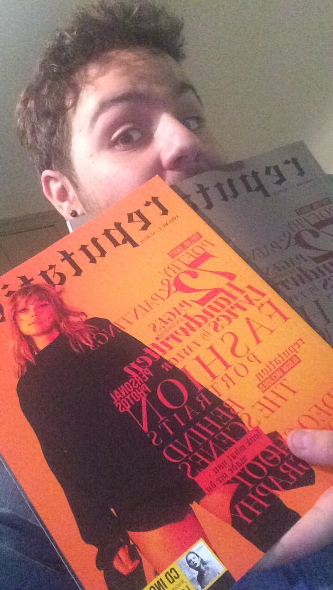 ludhoedeluxe's tweet photo. @CloserOnline I really want to go to this tour & I can't afford it. I love her more than anything. She's inspired me in so many ways (writing, drawing) and it would mean the world to me if after supporting her I could attend one of her shows in Dublin #TakeMeToTaylor https://t.co/OnRLF2hNrW
