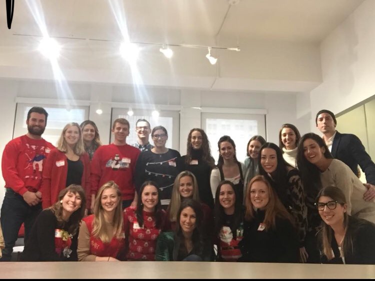 LymeAlliance's tweet photo. A great photo of the group at the GLA Young Leaders Council, Connect for a Cause event today in NYC. We hope you all had a great time! 🤝💚💪🏻 https://t.co/UeODfhD1Hm