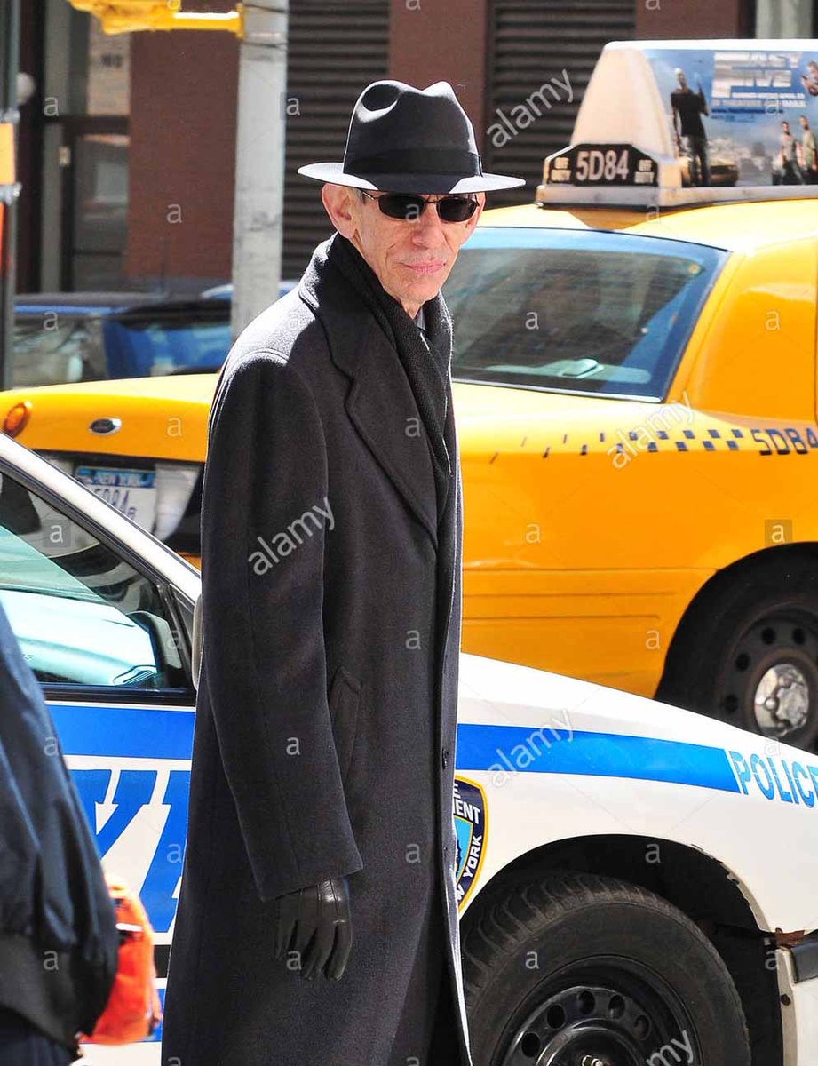 itsbehindyou123's tweet photo. Stay warm and cozy with a little bit of Sunday Munch...
#BringBackMunch https://t.co/DrwSM0jhDm