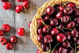 mgsRun's tweet image. Según estudio que publica Natural Medicine Journal las Guindas y Cerezas mejoran el sueño y la calidad del descanso e incluso combaten el insomnio; esto debido a que guindas y cerezas son potentes fuentes naturales de melatonina, hormona vinculada al control del ciclo del sueño.