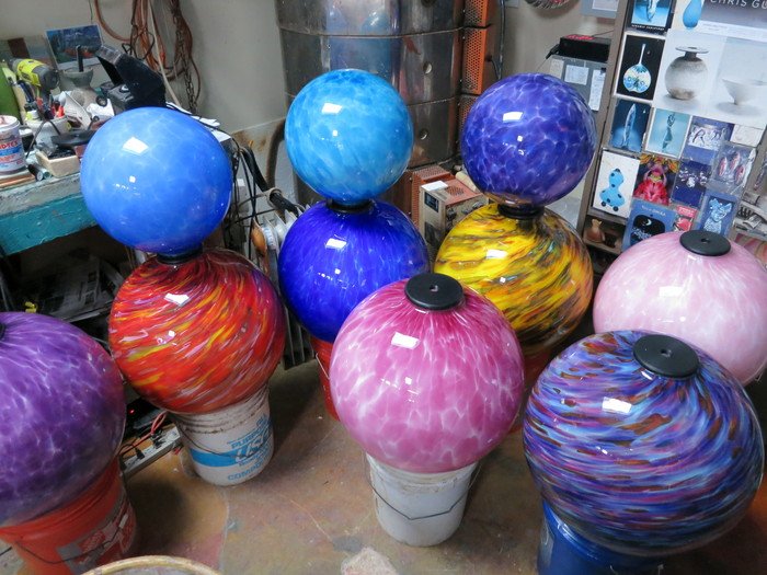 Night_Orbs's tweet photo. We're excited about this installation—an NYC architect is using our orbs to light his client's home in Indonesia. https://t.co/FoDGWSDWbn https://t.co/pxBq8ezxIS