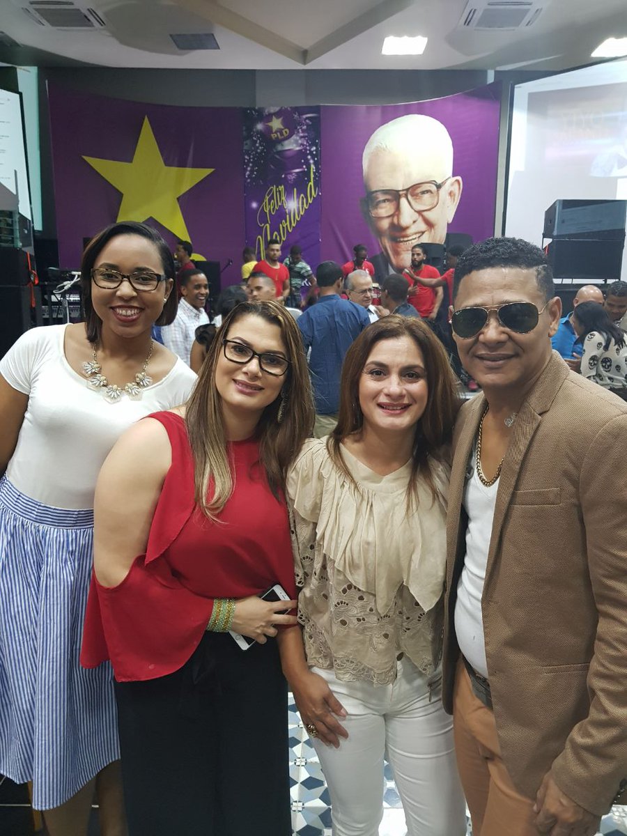 wallynet3's tweet photo. Llueva True o Ventee #EPAL20QUEVAMOS  @domingojimenez @villarfco @franklinalm @keylaReyna04 https://t.co/hAClYpkd5l