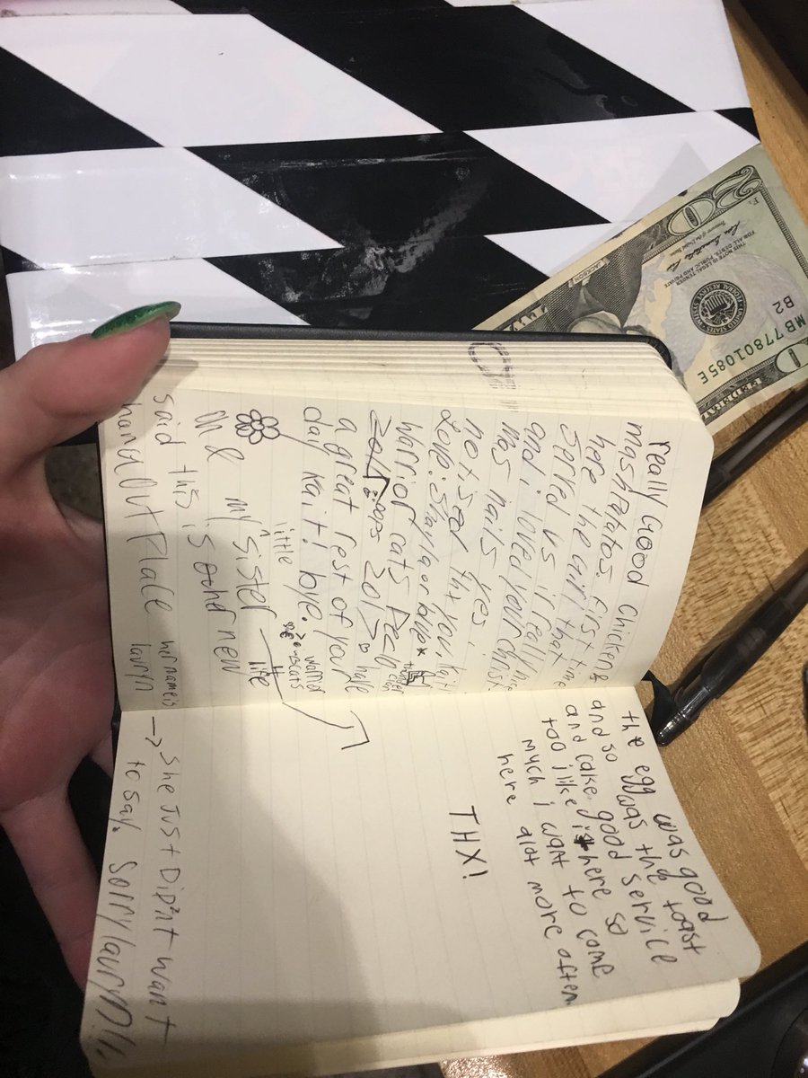 Moore247's tweet photo. HHighlight of my day๐๐๐ญ #serverlyfe https://t.co/SbFtJM13R0