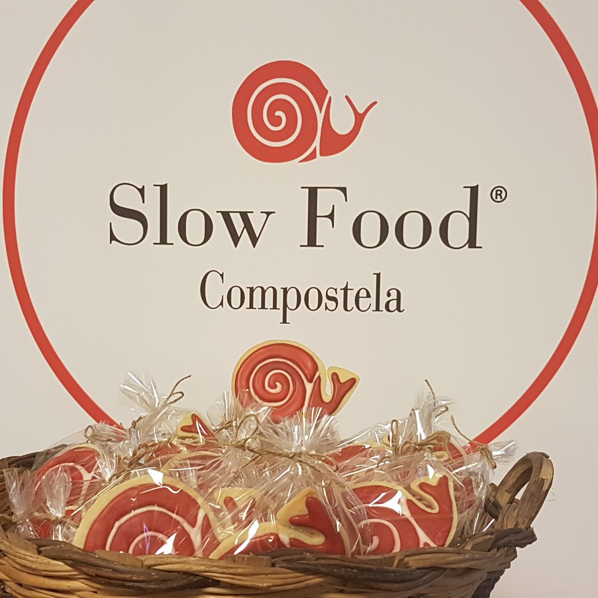 MILIASB's tweet photo. Terra Madre Day Galicia 2017 Una filosofia bien interesante @slowcompostela #TMD2017 #MenuForChange #slowfood @TeresRico @ocarondalareira @rutarestaurante @Turvegal https://t.co/d1ZMe2Fkfq