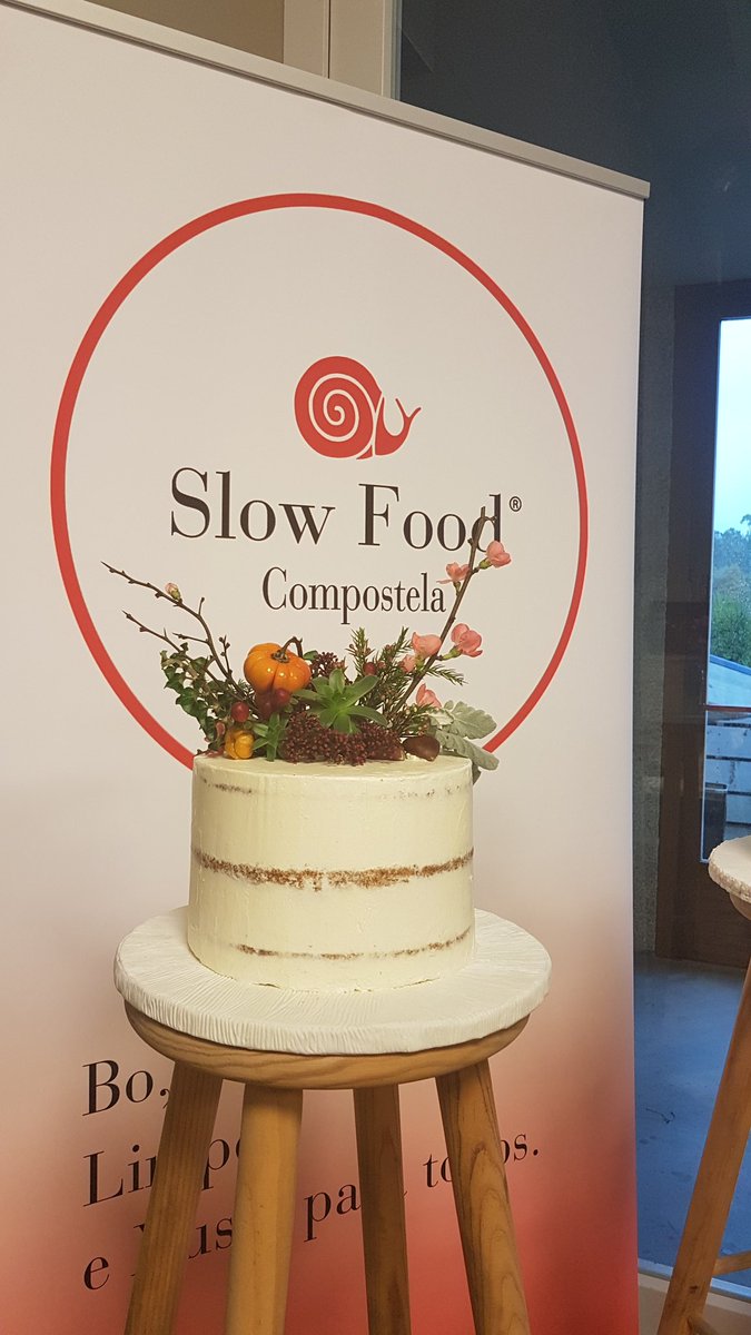 MILIASB's tweet photo. Terra Madre Day Galicia 2017 Una filosofia bien interesante @slowcompostela #TMD2017 #MenuForChange #slowfood @TeresRico @ocarondalareira @rutarestaurante @Turvegal https://t.co/d1ZMe2Fkfq