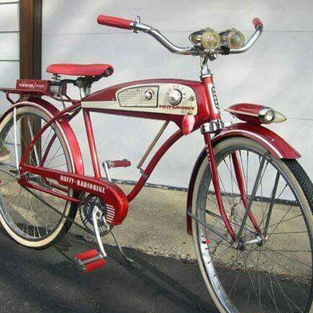 Tune into our weekly playlist series on <a href="/Spotify/">Spotify</a> for a rundown on some of the week’s best releases; bit.ly/2Ar6mUb

w/ <a href="/TwinCaverns/">Twin Caverns</a> <a href="/Rhyemusic/">Rhye</a> <a href="/Von_Sell/">Von Sell</a> <a href="/villettedasha/">Villette Dasha</a> @ChelseaLankes <a href="/naxxosmusic/">Naxxos</a> <a href="/vallisalps/">Vallis Alps</a> @CreatedByWaju <a href="/rolandtings/">roland tings</a> <a href="/ImnotaBand/">I'm not a Band</a> <a href="/leyouth/">Le Youth</a> <a href="/WinandWoo/">Win and Woo</a>