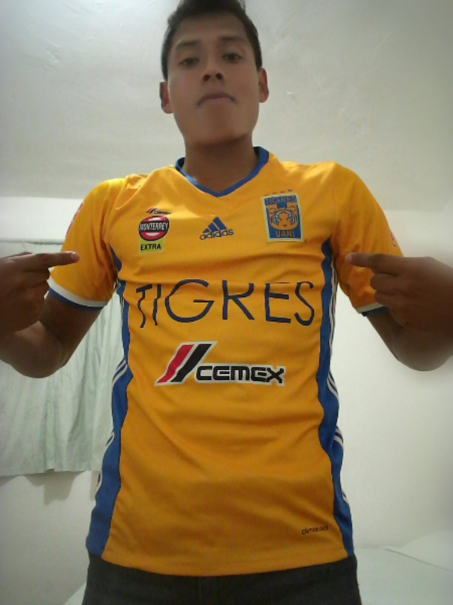 AngelHe10996922's tweet photo. #PorLaGloriaRegia.. Vamos TIGRES, TE QUIERO VER CAMPEÓN OTRA VEZ....SOMOS INCOMPARABLES....saludos desde Cd Madero Tamps.... https://t.co/Xh6cqAZEXR