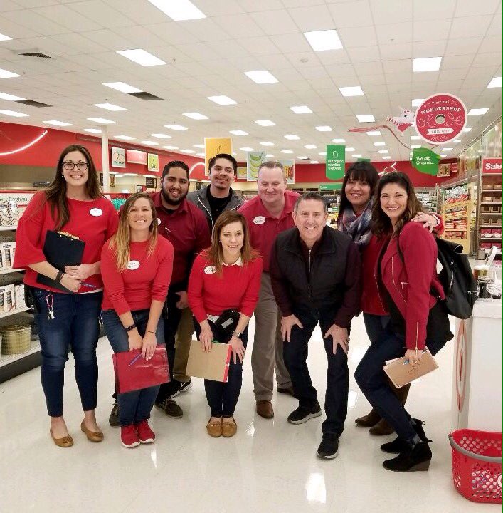 Today we had the privilege of hosting our CEO.  So proud to be on this team❤️<a href="/AmberHafron/">Amber hafron</a> <a href="/A_Leigh_/">AV</a>  <a href="/JoseCarrera0406/">Jose Carrera</a> <a href="/Becca_Isabel/">Becca Royse</a>