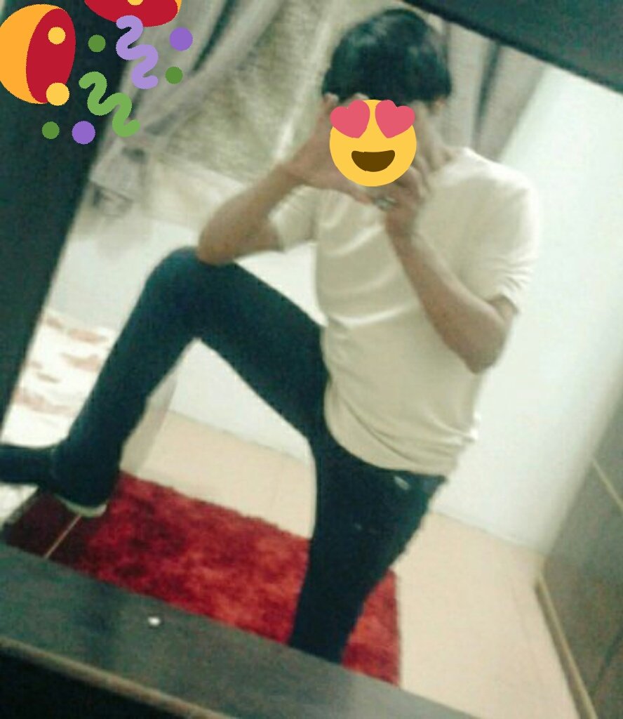 شكل اهل نجران شبعانين نوم ماكو الا انا اللي متجدول وصاحي 😆😒🙈