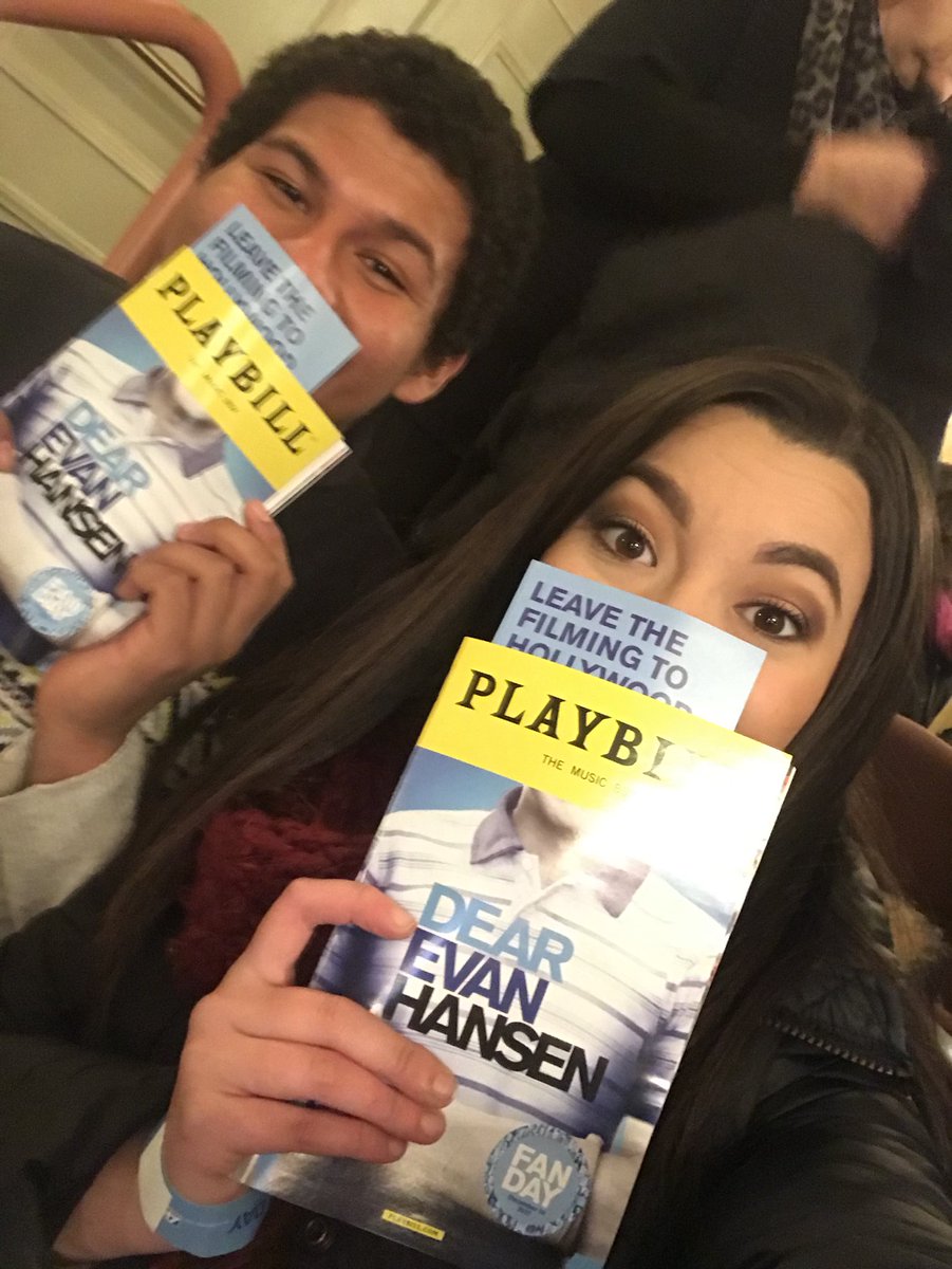 jadyn_celine's tweet photo. I wouldnโt want to see this show with anyone else!! Love you twin ๐ @MrTonmall @DearEvanHansen #fanday2017 https://t.co/4qXZkLd7Dw