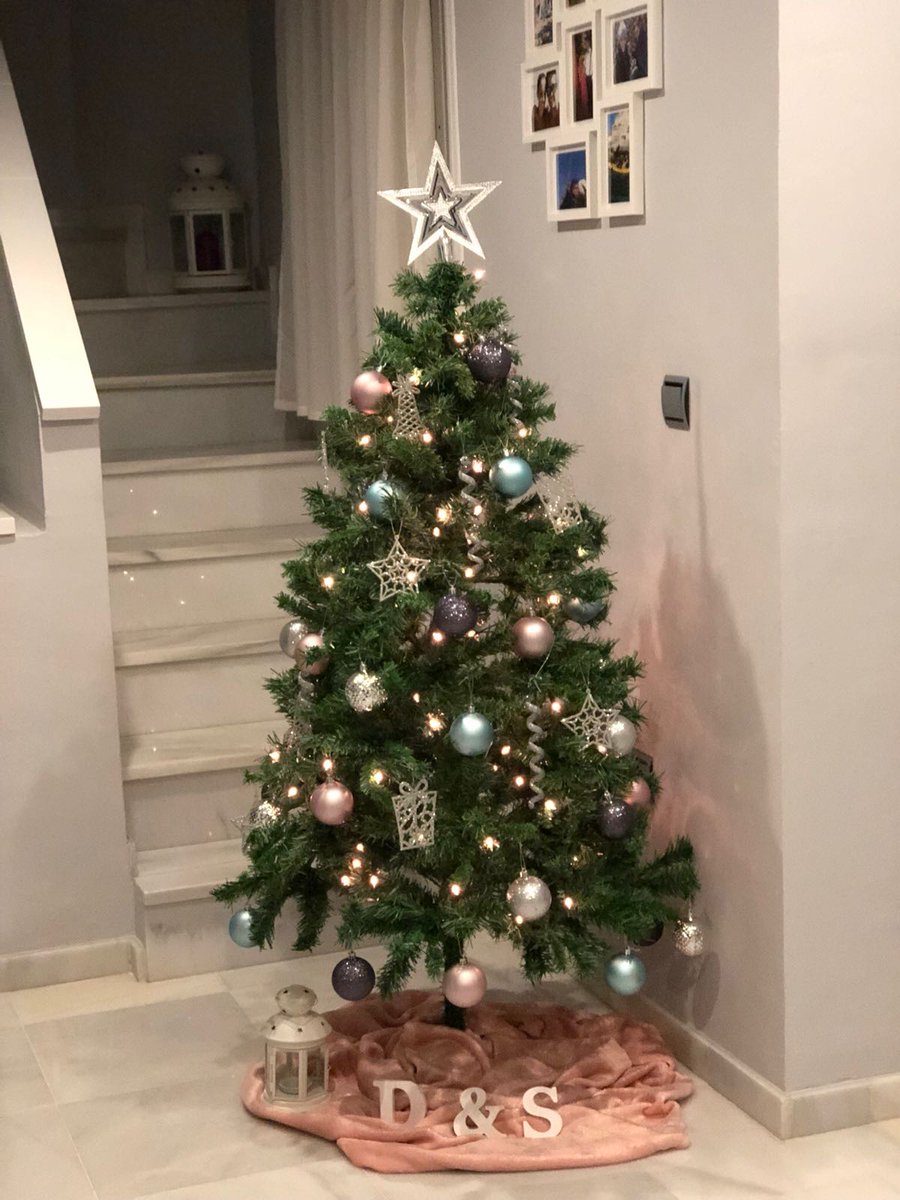 Soniia_cm's tweet photo. #FelizNavidad🎄 https://t.co/0mxdFzsw7v