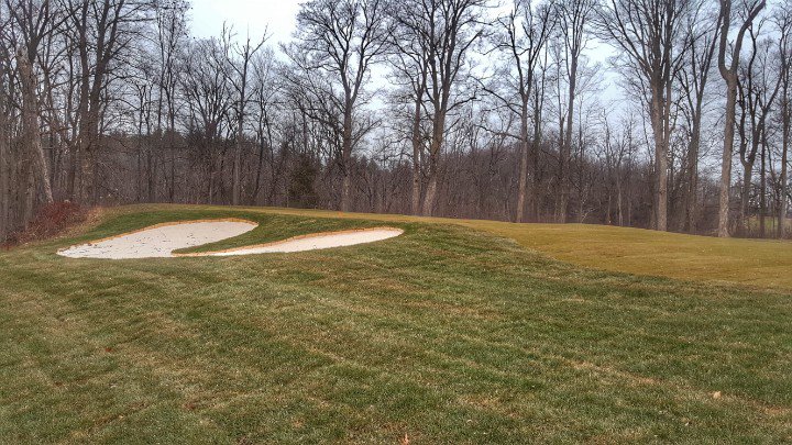 SingleDigits4Me's tweet photo. Solid 6 weeks worth of work from @EagleRidgeGC turf and @clublink. 17 Red & Blue along with 16 greenside work. #shortwinter #spring18 #getbetter https://t.co/1W2fdj1nMN
