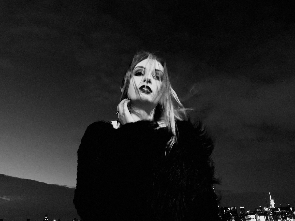 TerryMatlin's tweet photo. Heart of Glas #blackandwhiteonly #controlrecords #greenpoint #brooklynny https://t.co/WKSr5JBl29