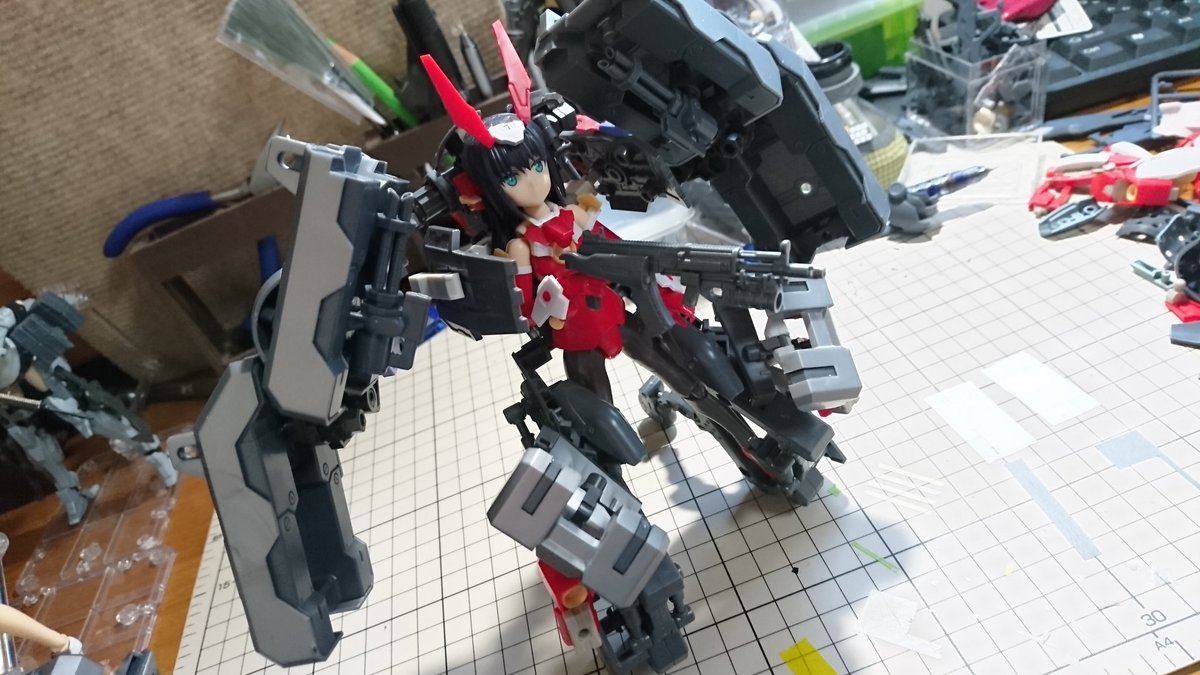 Linegod على تويتر 大きい装甲が特徴のパワードスーツ作ってみました 装甲にはfagが搭乗無しでも戦えるように武装があり 拠点防衛等に配備してるイメージで作成しました 優先して人や重要物守る感じ フレームアームズ ガール ヘキサギア