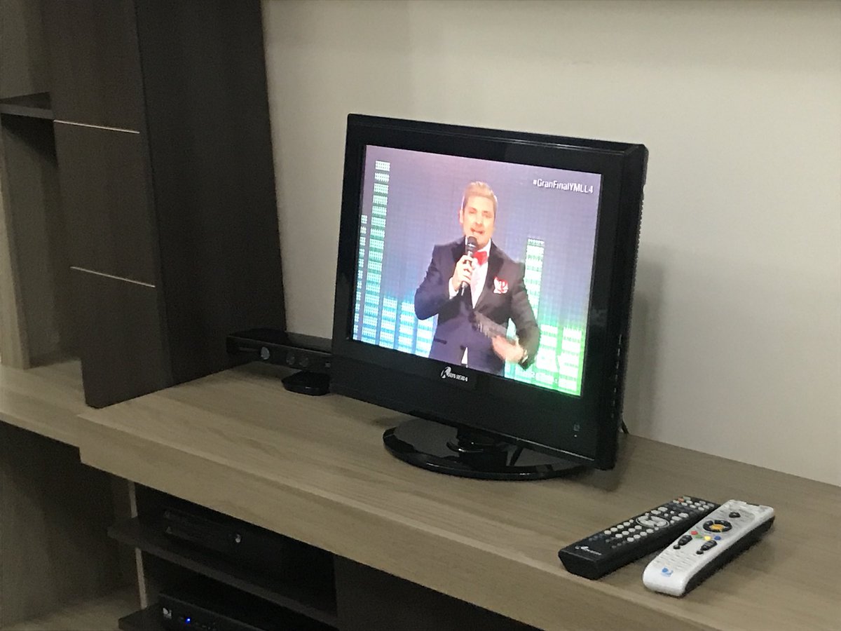 miltonperezshTA's tweet photo. Mi casa , a esta hora #ymll4 https://t.co/eCiR49Ua3u
