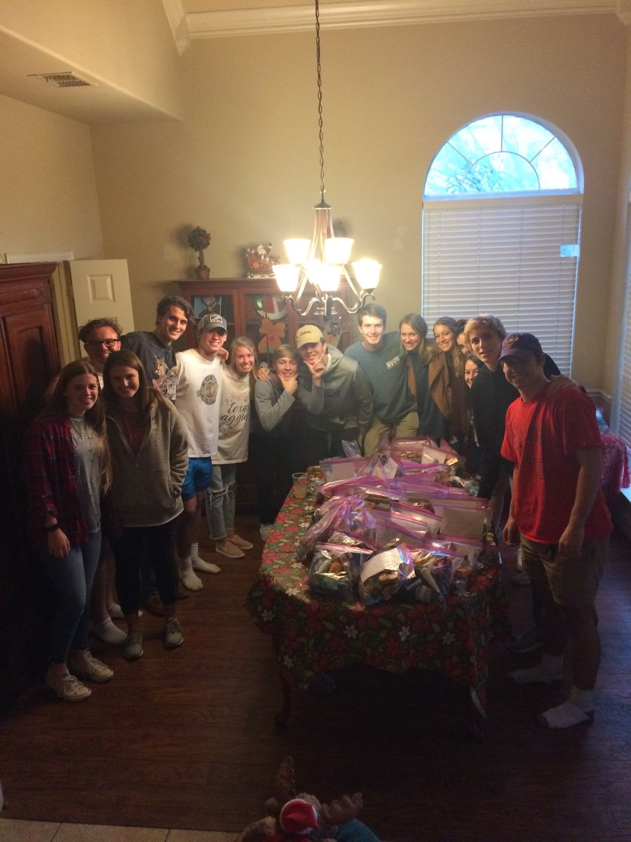 psaRimShakers's tweet photo. Some pictures from the annual Rimshakers packing party! Happy Hollidays! #rimnation https://t.co/TN2jKWtSBv