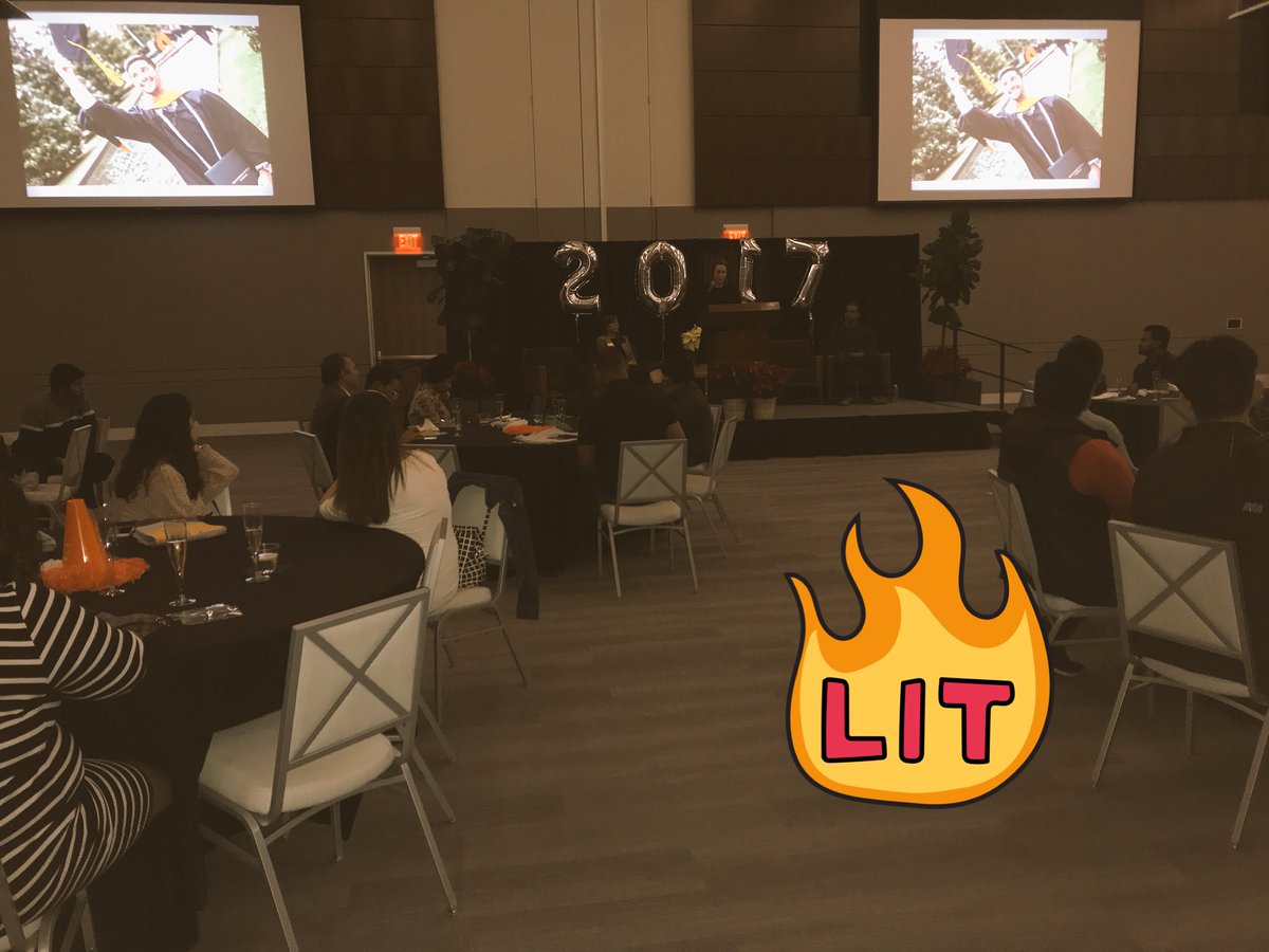 GabyArora's tweet photo. Comets take flight! #utdone #jsomgrad #utdgrad https://t.co/EFCBPdEvVU