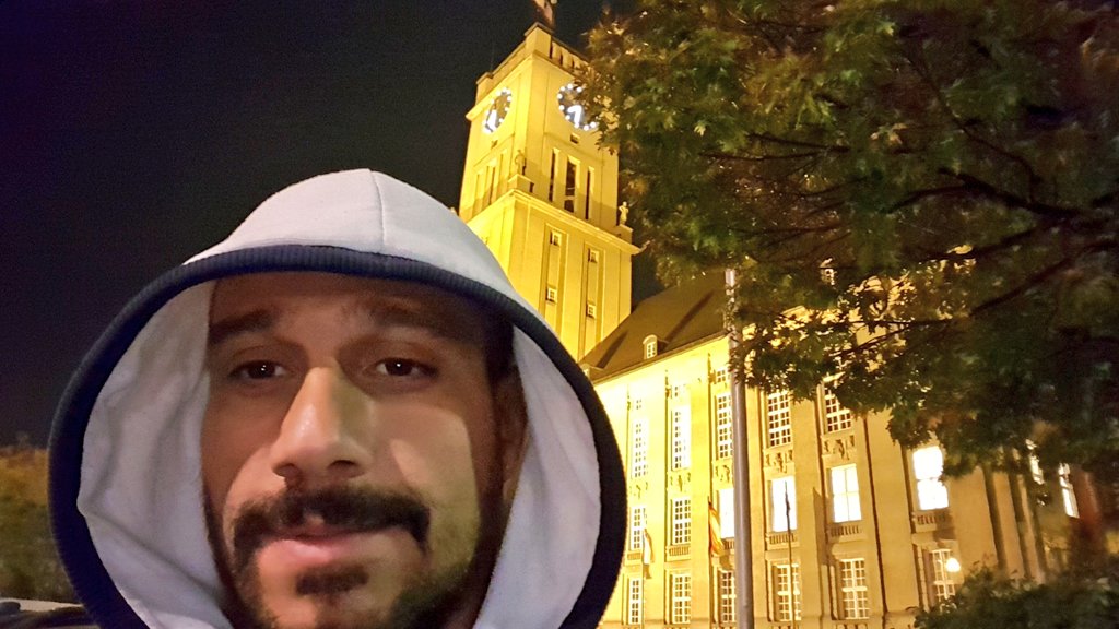 JoelSepelJOELSE's tweet photo. #Berlin #berlin🇩🇪 #Berlino #Germany #germany🇩🇪 #Germania #Singer #Rockero #RockSinger #FrontMan #Performer #JoelSe #JoelSepel #joelesepel #JOELSE #Dreamer #Musico #musician🎸 #Cantador #Talentuous #ComposerSinger #ItalianSinger #CRUMBLENOT #Chanteur #Sänger #ALPHA #Vocalist🎼 https://t.co/xgpQRO5gL7