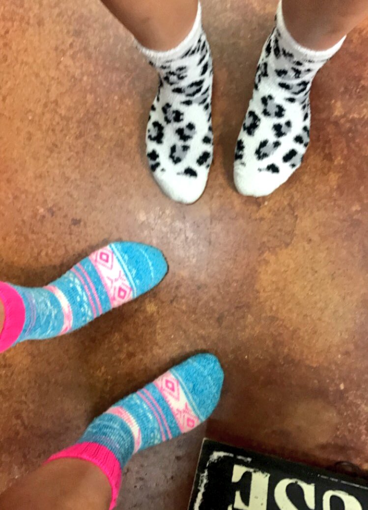MissAmericaCO's tweet photo. Do you have any socks you could donate?!? Make sure to stop by @pscucolorado to donate socks to help the homeless community here in Colorado!! Thank you all so much for your help!!! 💙⭐️ #PSCUSockDrive #PSCUCrazySocks https://t.co/4wUjYVUpWV