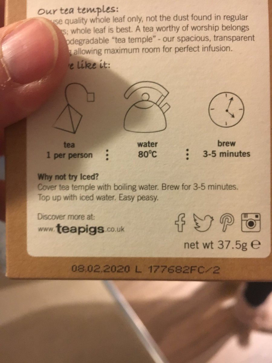 CraigHalsey's tweet photo. @teapigs opened up my new tea and have lost a bag :( https://t.co/SzbfrmTAvn