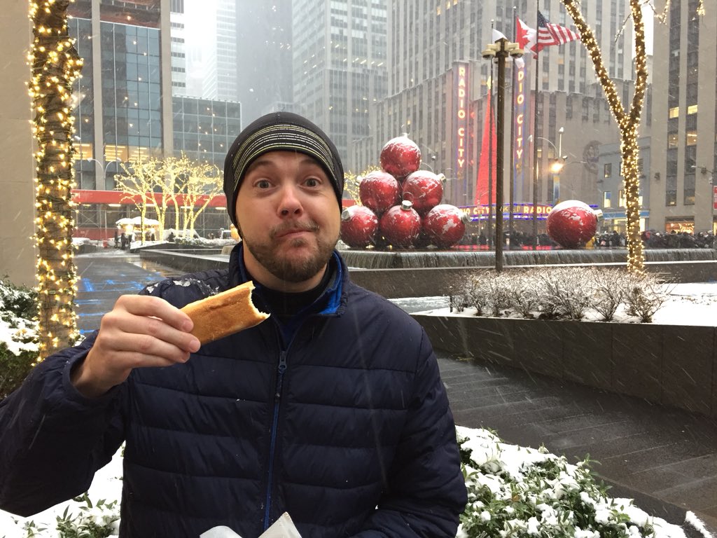 ted_beck's tweet photo. @arnoldfeliciano I’m here, just having a nyc hot dog. Miss my  peeps at @GainesvilleSun and @OcalaStarBanner ... https://t.co/jkuzPReeTO