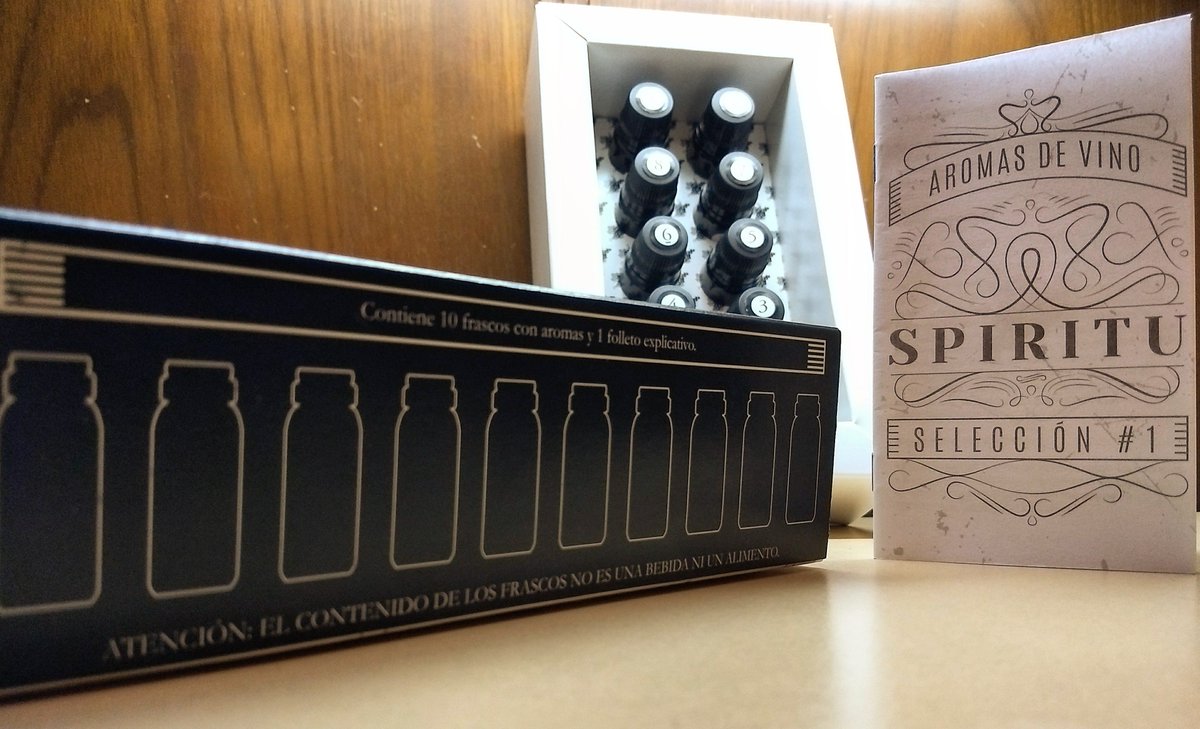 BuenosBaresARG's tweet photo. Falta poco poquisimo y nada para sortear este KIT #SPIRITU #AromasDeVino de @chicasommelier entre todos los que adquirieron su entrada anticipada para la Feria Wine & Drinks
https://t.co/jBFkkbCNRM https://t.co/jqVHCjX61I