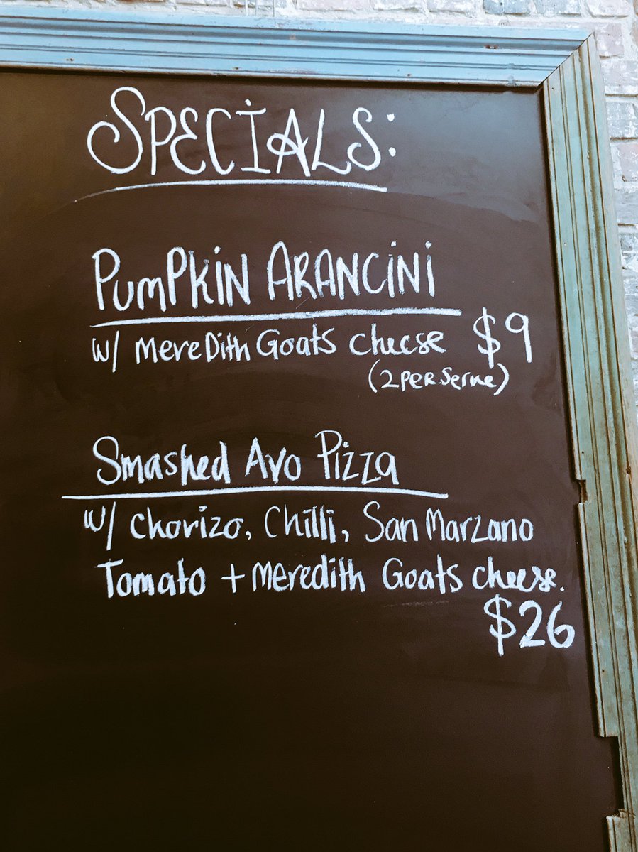 ForgeMenu's tweet image. #smashedavopizza 🥑🍕👌