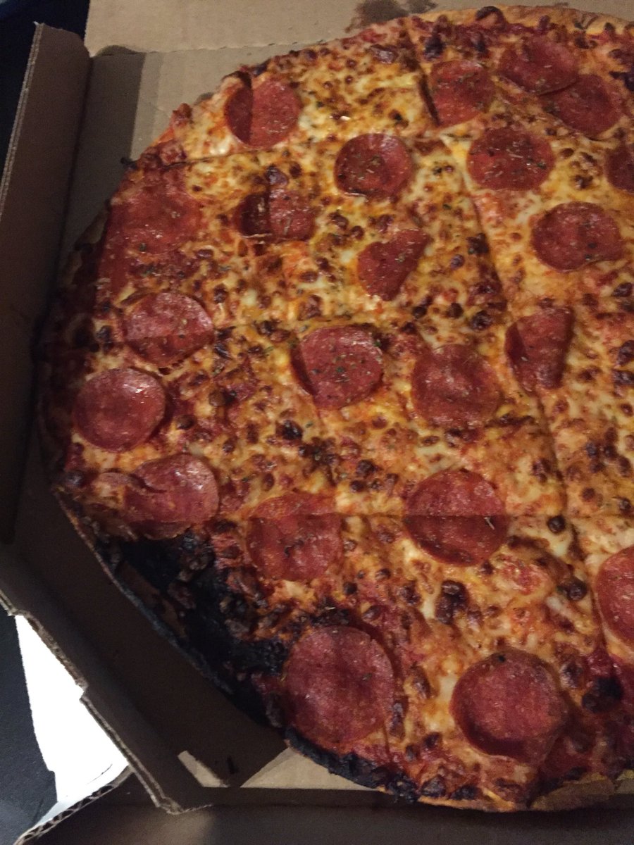 ehellah's tweet photo. Kind of upsetting to wait an hour for cold and burned pizza @dominos https://t.co/c34iHZ9r3Y