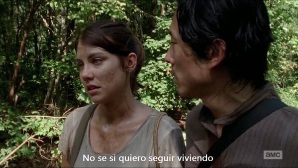 kurxtcocaine's tweet photo. Nosotros despues de ver este capitulo y que encima tenemos que esperar hasta febrero #TheWalkingDead https://t.co/h0nS4zf2j2
