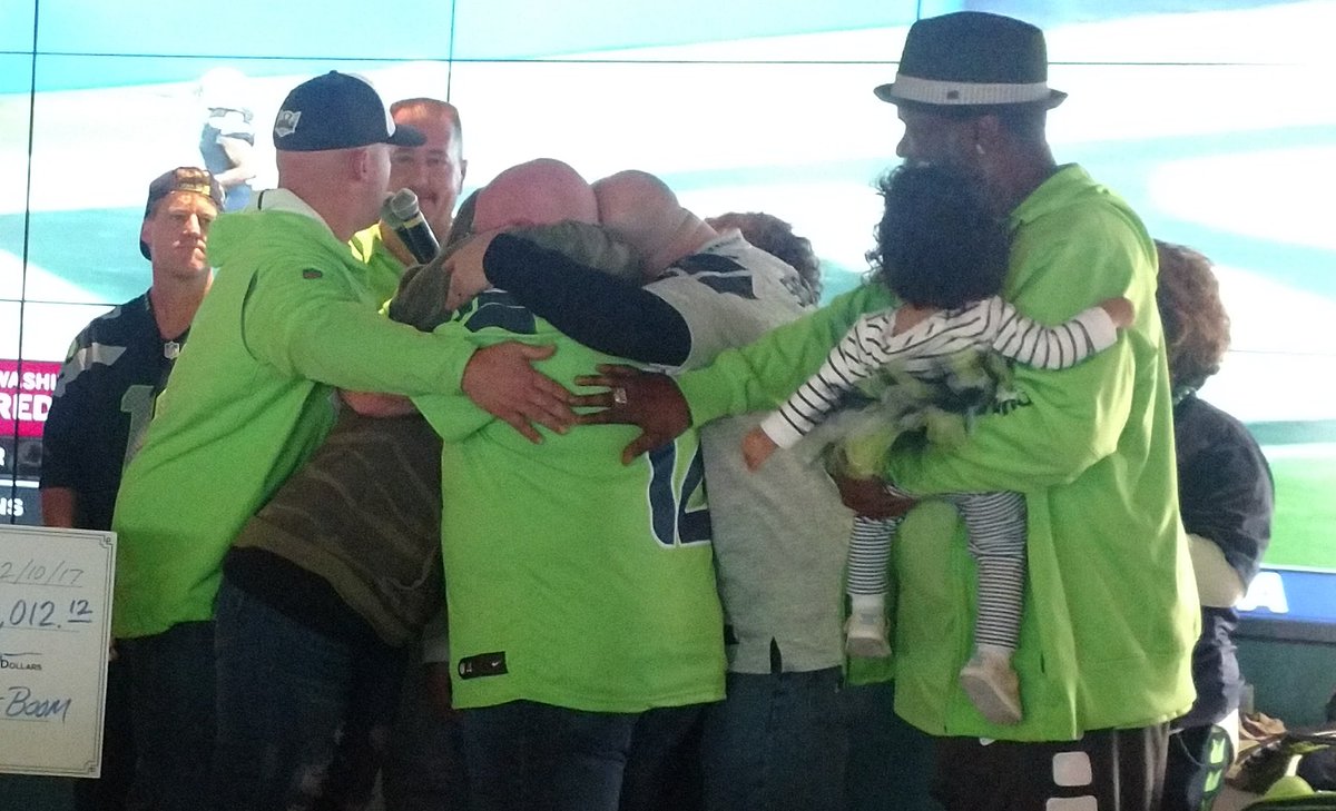 wheelsofboomcc's tweet image. We were happy to be around a lot of #12s today at @EmeraldDowns and present a check for $3,012.12 to “Papa” John for Momma Sue’s medical fund to ease the burden of medical costs accrued during her battle with cancer. #WeMissYouEverydayMommaSue