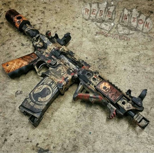 Tactical_review's tweet photo. Oh my, not sure if this is cool, or a little too busy. Help me decide.
#tactical #ar15 #gunporn https://t.co/RRdSHzZrBm