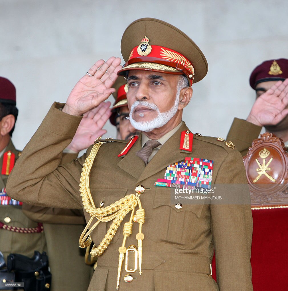 نرفع أسمى آيات التهاني والتبريكات للمقام السامي لحضرة صاحب الجلالة السلطان قابوس المفدى القائد الاعلى للقوات المسلحة ولكافة منتسبي قوات السلطان المسلحة بمناسبة #يوم_القوات_المسلحه_11_ديسمبر