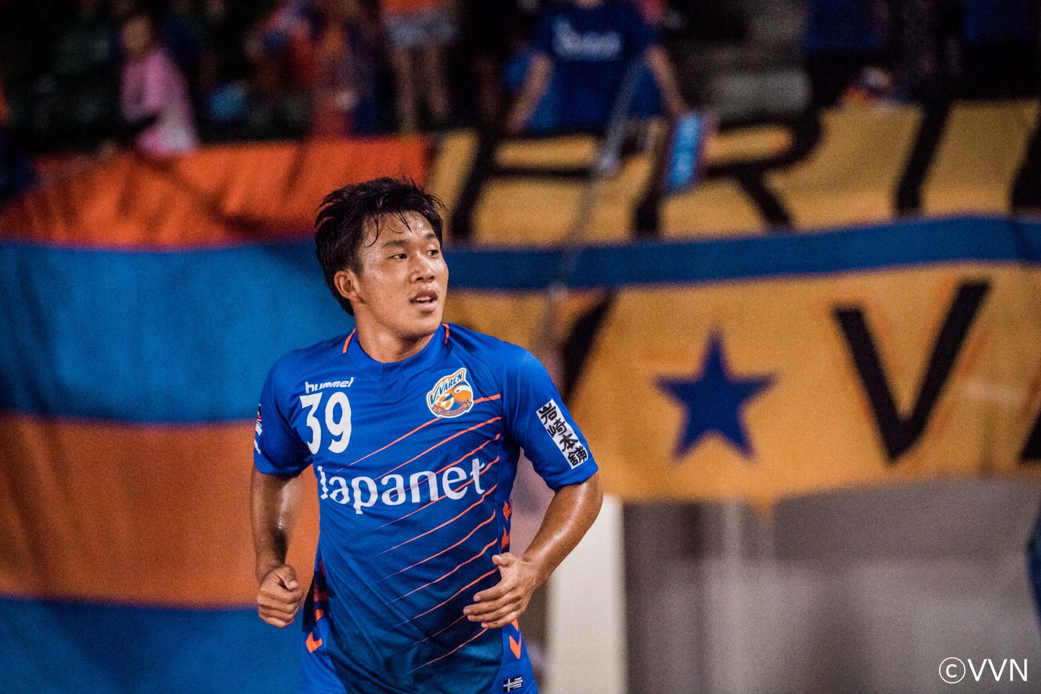 ｖ ファーレン長崎 公式 丸岡満選手 契約満了およびレノファ山口fc期限付き移籍について このたび 弊クラブに期限付き移籍 加入している丸岡満選手の契約満了をお知らせいたします なお 丸岡選手はセレッソ大阪よりレノファ山口fcに期限付き移籍を