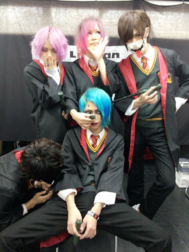 ジャックケイパーofficial ライカエジソン名古屋店おつケイパー 平日のお昼なのにたくさんのケイコが集まってくれたよー 楽しい4daysあっという間だったね 次は17日にブランドエックスでインストアだよー T Co D1uuisk5 Twitter