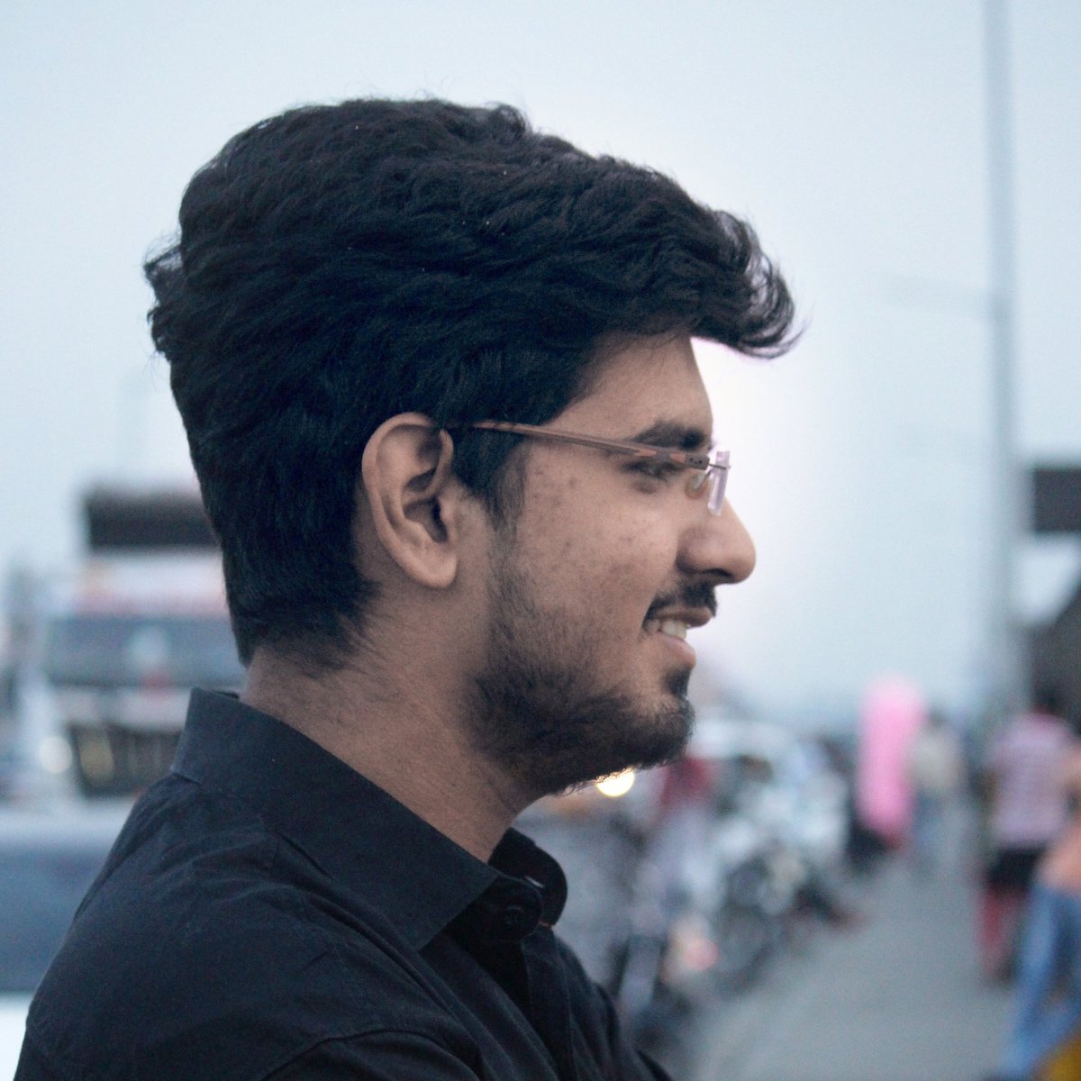 BeLikeDharmit's tweet photo. #ItsMe #Dharmit #Spec #LooksCool https://t.co/aqLVBTN3J9