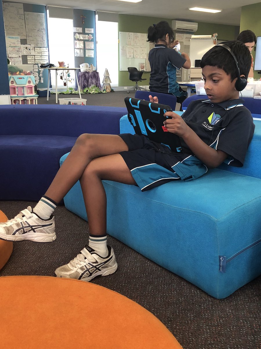 StLukesMP's tweet photo. Students totally engaged in using @bloxelsbuilder to create their own computer games. Adrith is doing a great job! #6to6 #activitiesclub #technology https://t.co/BVCcS2Cett