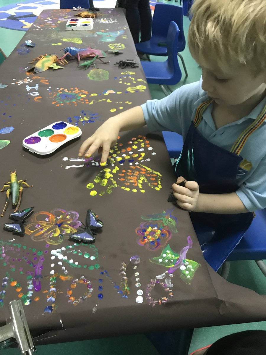 KICSprimary's tweet image. Well done Reception children - what a fantastic mini beast exhibition #kicslearns